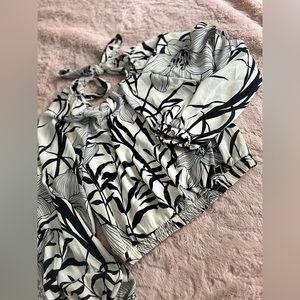 Long sleeve cropped blouse